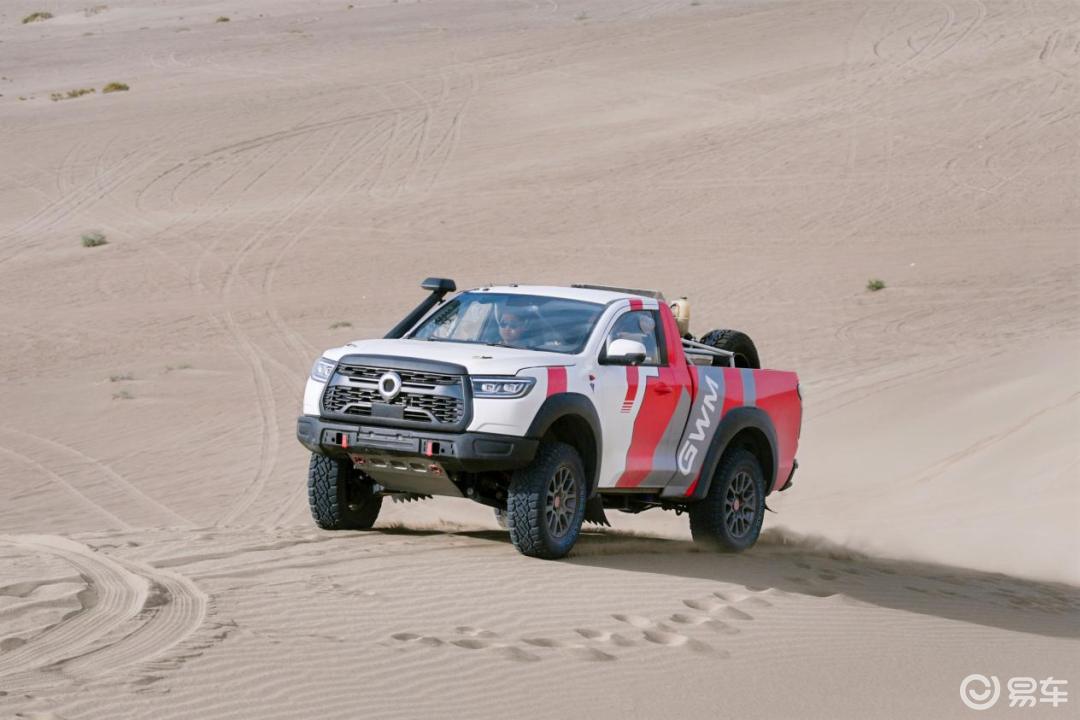 长城炮旗下赛级皮卡V6火炮正式上市 售价22.98万元