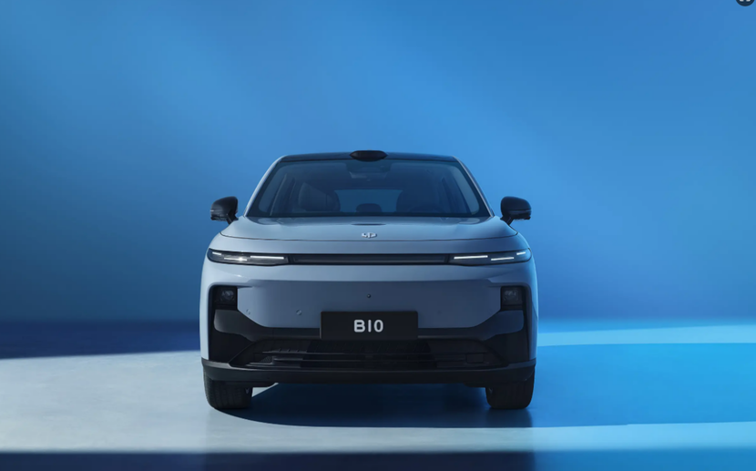 10万级SUV新王炸！零跑B10怎么选最划算？看完这篇不纠结