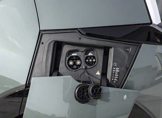 内饰布局变化大 2026款极氪X实车曝光