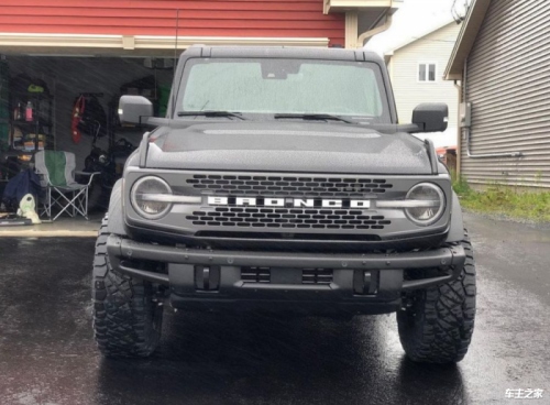 烈马墨版 全部在售 2022款 2021款烈马墨版降价促销中 购车让利6万元