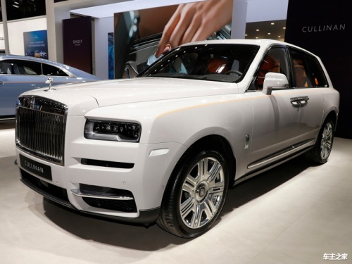 成都库里南部分车型优惠65万 欢迎到店试驾