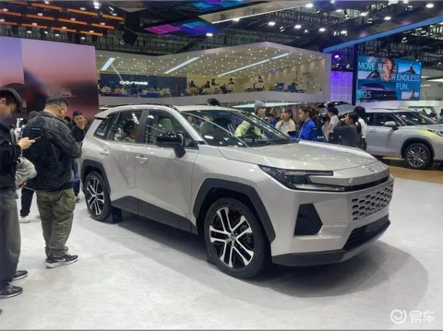 燃油SUV新宠，三动力+智能配置媲美新能源车