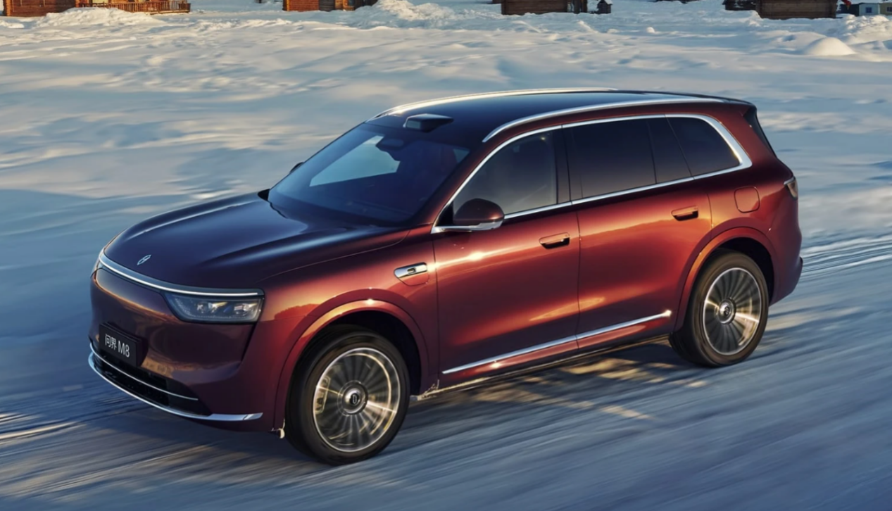 新能源豪华家用SUV选购40万：问界M8与蔚来ES8对比