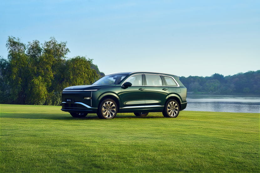 北京车展见证：星光L大六座SUV，每座头等舱+长续航