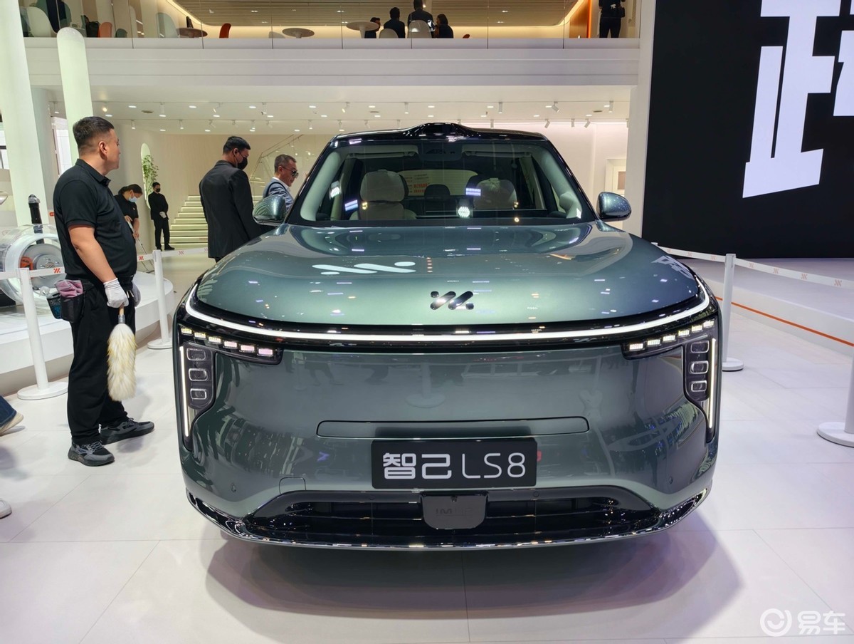 2026北京车展｜智己LS8：25万级旗舰大满配