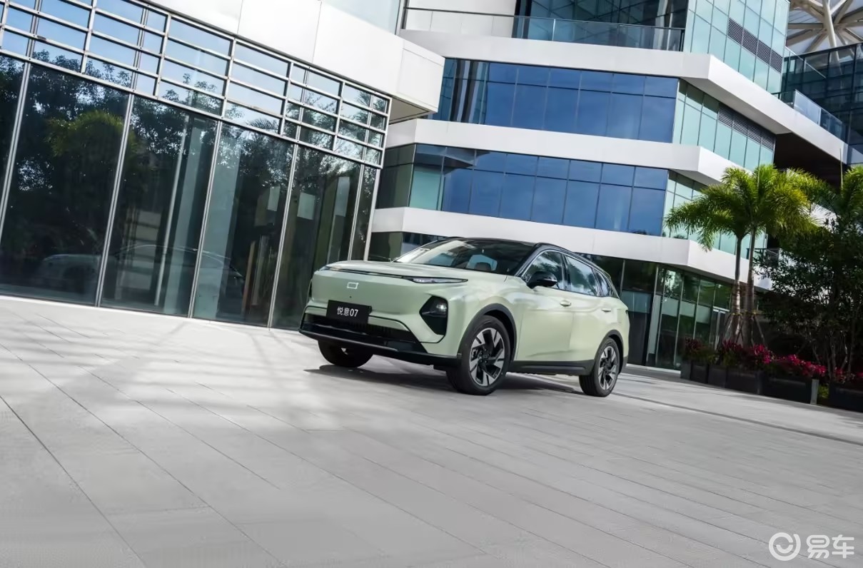 预算10万买全能电混SUV，一汽悦意07更适合年轻家庭